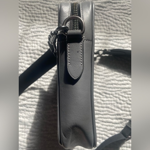 Coach CH060 Sullivan Crossbody In Signature Leather Industrial Grey - Picture 15 of 16